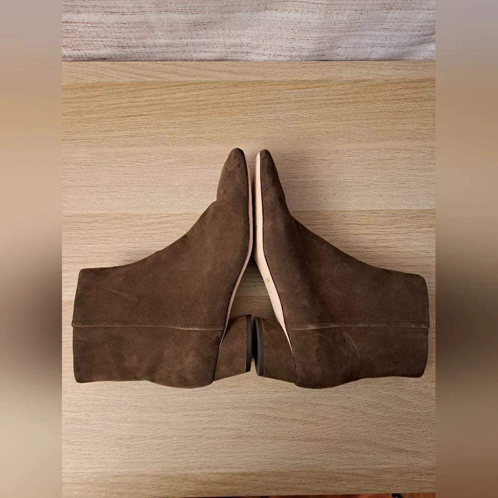 Vince Brown Suede Ankle Boots - Picture 7 of 10